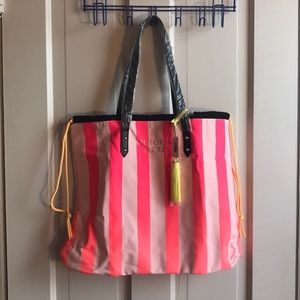 Victoria’s Secret tote bag